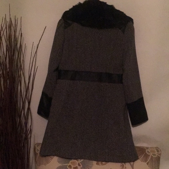 Guess Pea Coat - Picture 2 of 3